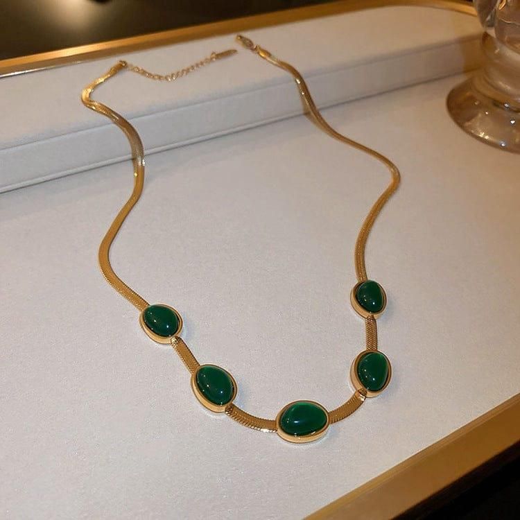 Royal Oval Green Crystal Necklace & Bracelet Set – 18K Gold Plated Stainless Steel Jewelry for Women 💎💚✨